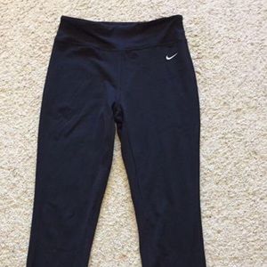 Nike size medium full length leggings